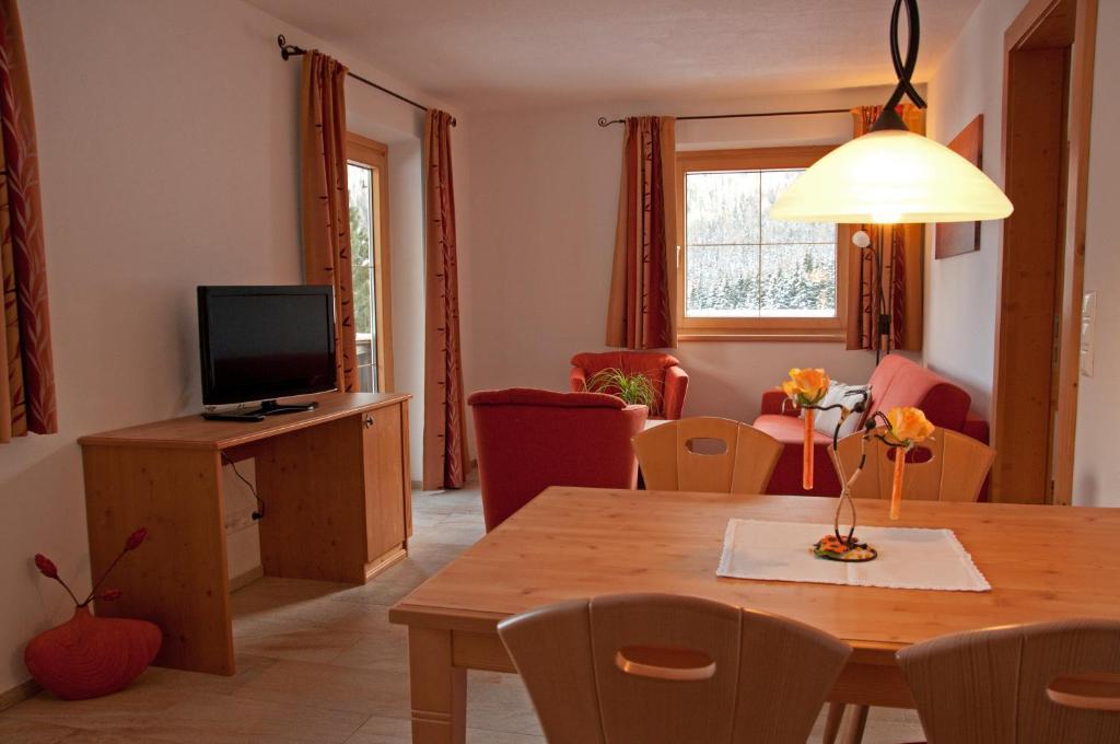 Appartements Schmalzerhof Gries im Sellrain Szoba fotó