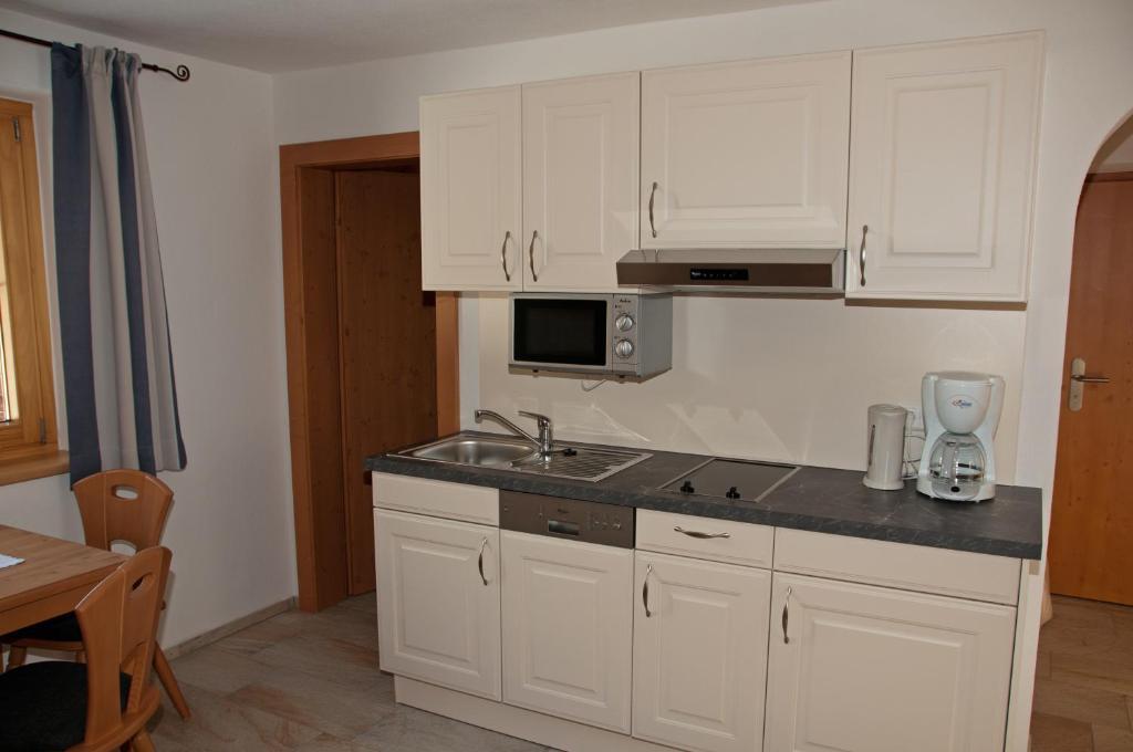 Appartements Schmalzerhof Gries im Sellrain Szoba fotó